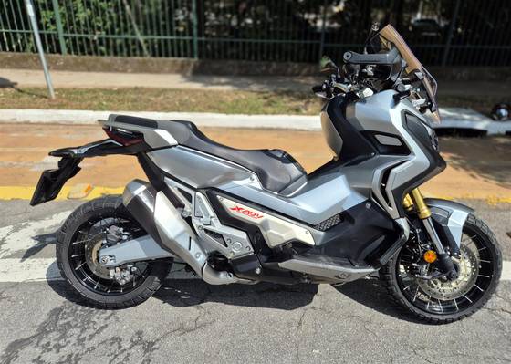 HONDA X-ADV 